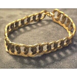 Vintage Gold Tone Wire Interlocking Bracelet  Shepherd's Hook Clasp 8" .5 " Wide